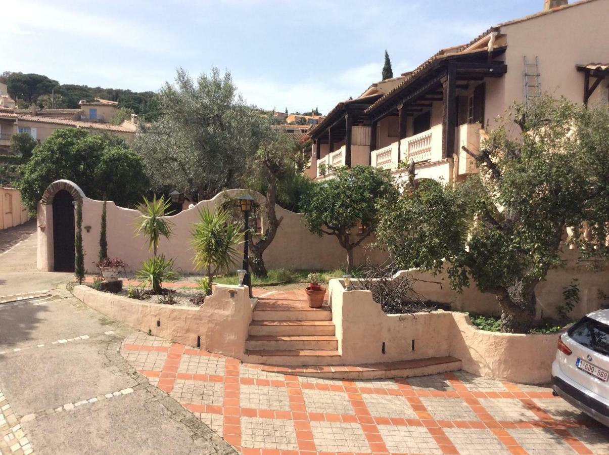 89 Le Grand Pin Apartment Sainte-Maxime Exterior photo